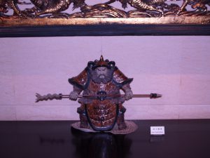 香港市内のレストラン店内にて